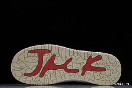 Jordan Scott The Cut x Travis Check 1120